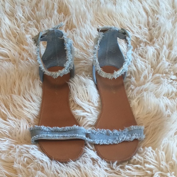 Breckelles Shoes - Cute Denim Sandals